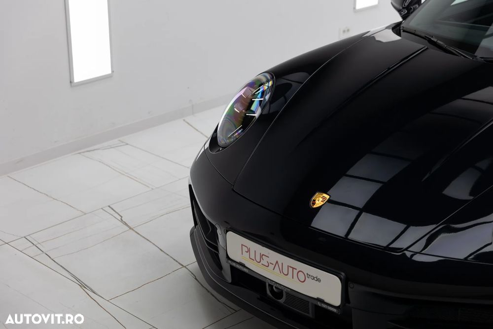Porsche 911 Carrera PDK - 9