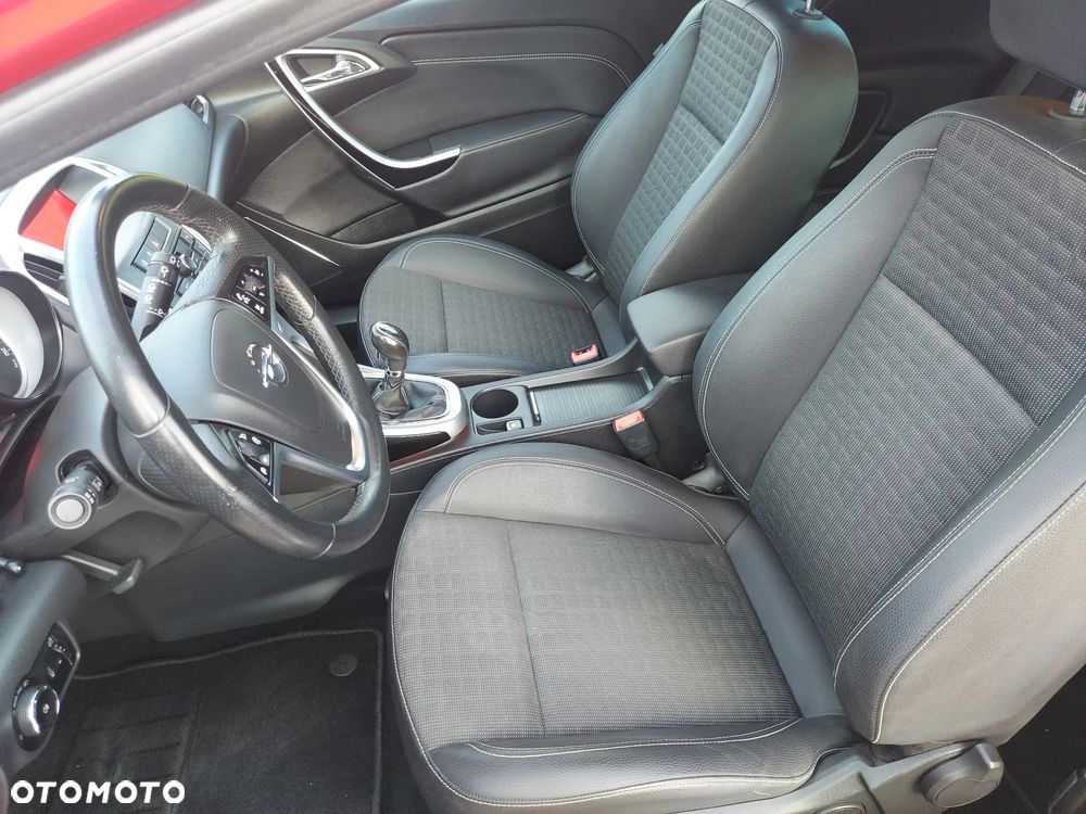 Opel Astra 1.4 Turbo - 20