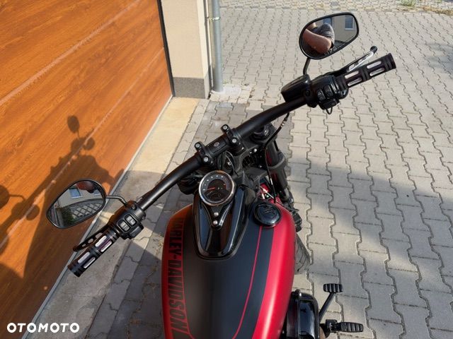 Harley-Davidson Softail Fat Bob - 16
