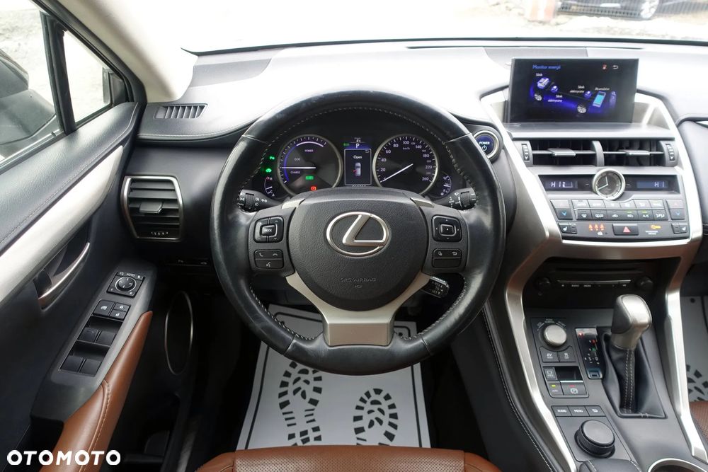Lexus NX 300h Executive-Line - 9