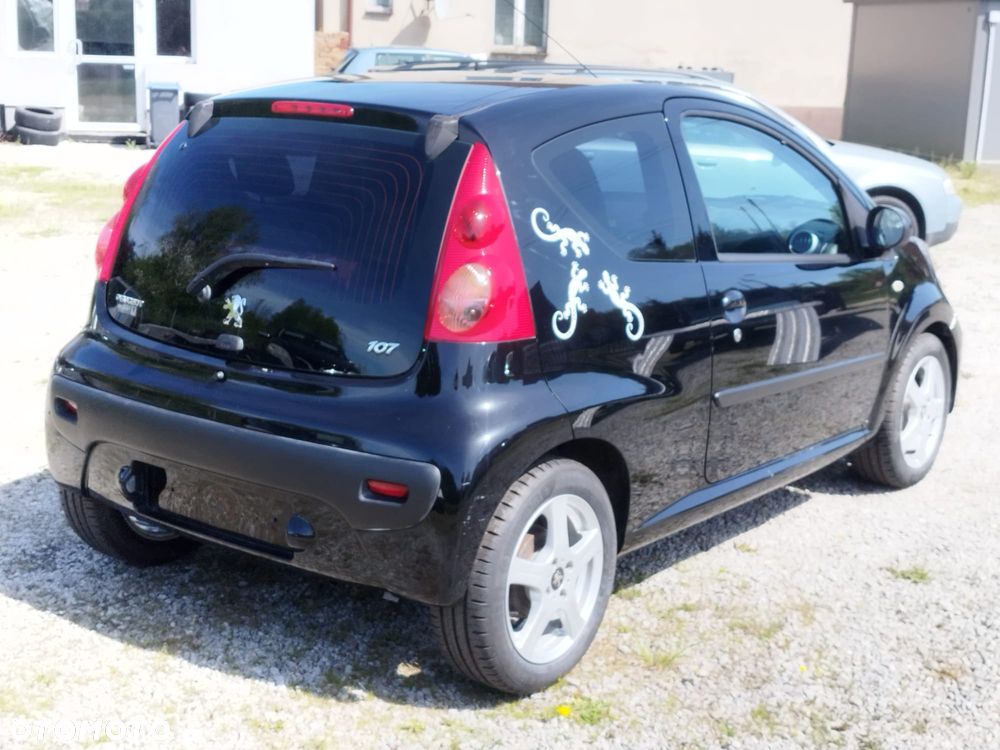 Peugeot 107 - 5
