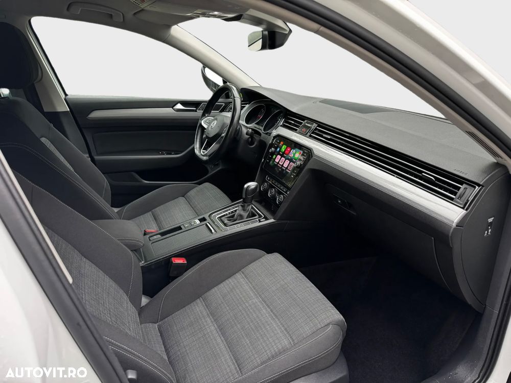Volkswagen Passat 2.0 TDI SCR DSG Elegance - 20