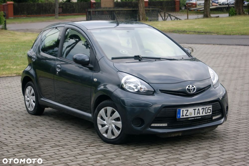 Toyota Aygo Connect - 6