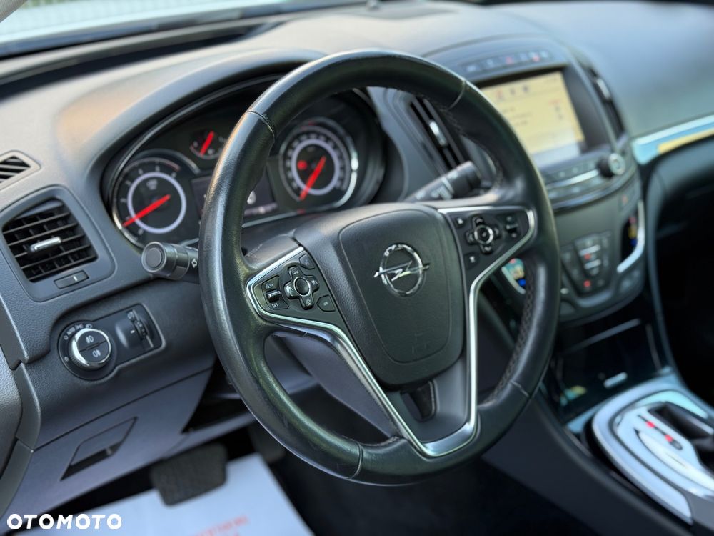 Opel Insignia 2.0 BiTurbo CDTI 4x4 Sport - 23