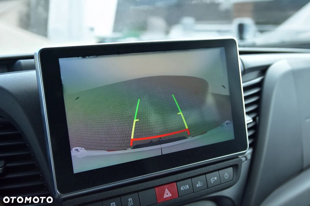 Iveco Daily 35S18 180km zabudowa brygadowa 7osobowy MOBILCAR - 22