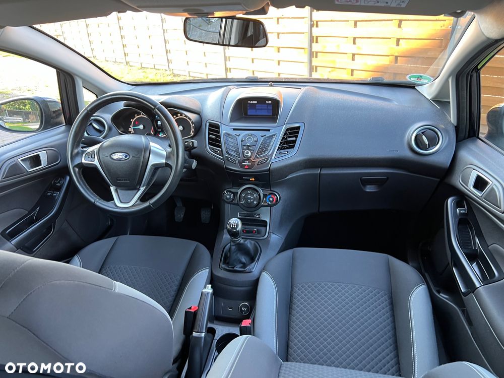 Ford Fiesta - 15