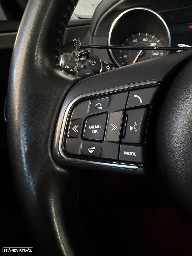 Jaguar XE E-Performance Aut. R-Sport - 18