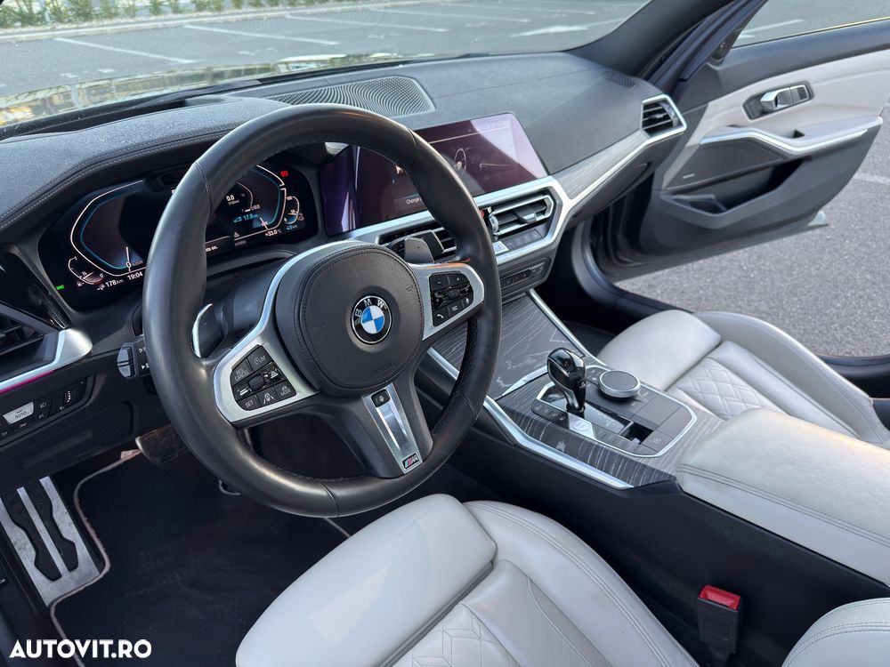BMW 3 Series 2019 — imagine 10