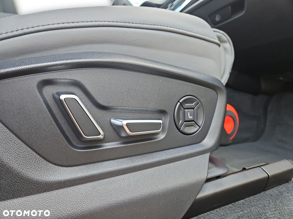 Audi Q7 - 15