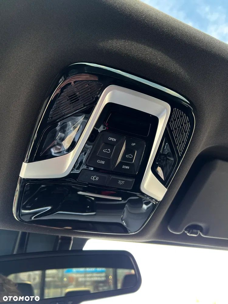 JAC T9 - 9
