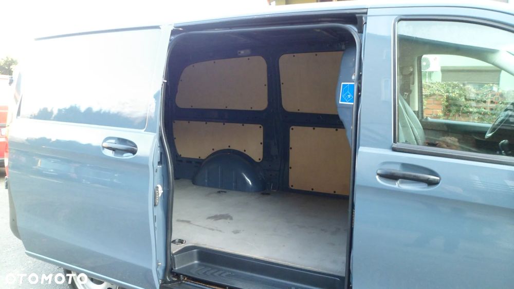 Mercedes-Benz Vito - 10