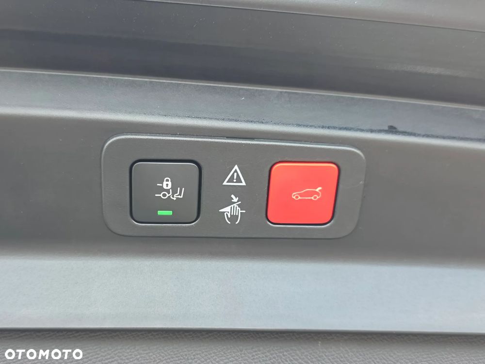 Peugeot 5008 2.0 BlueHDi GT S&S EAT8 - 31