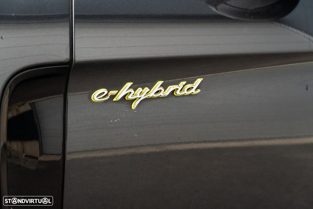 Porsche Panamera Sport Turismo 4 E-Hybrid Platinum Edition PDLS - 42