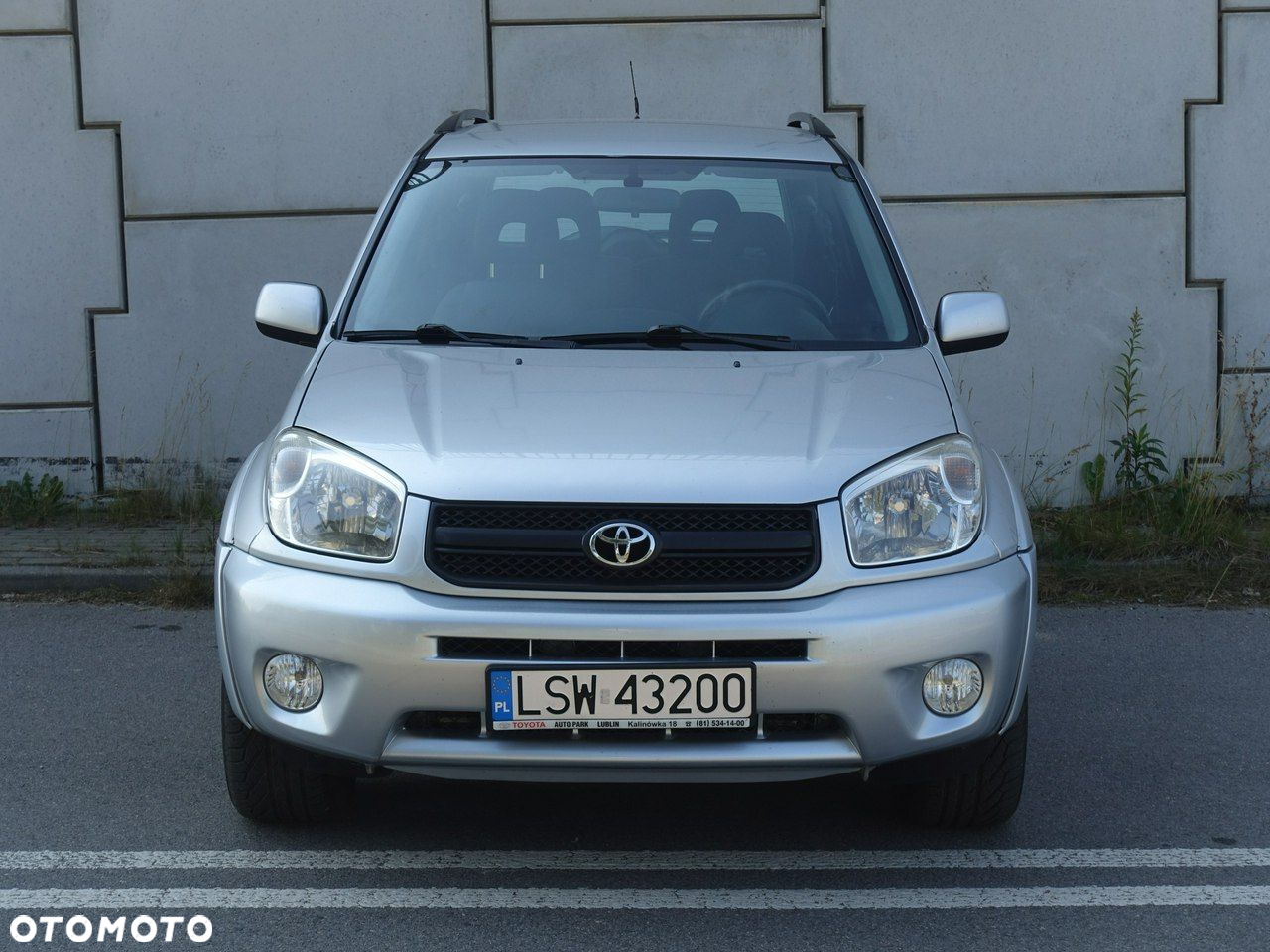 Toyota RAV4 - 4
