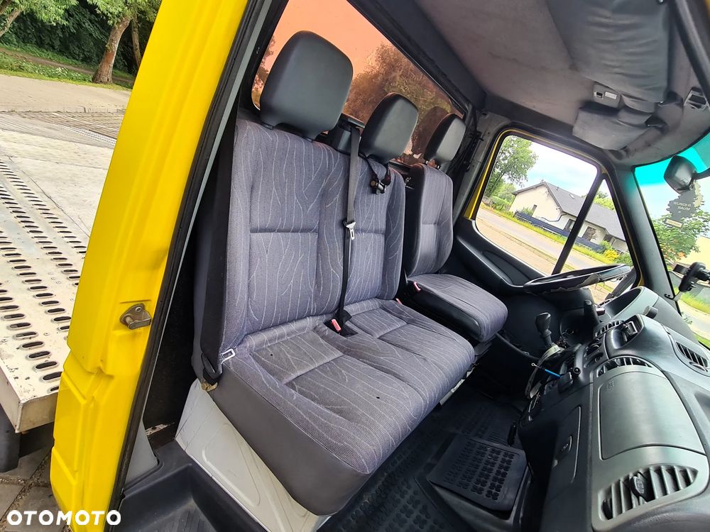 Mercedes-Benz SPRINTER - 22