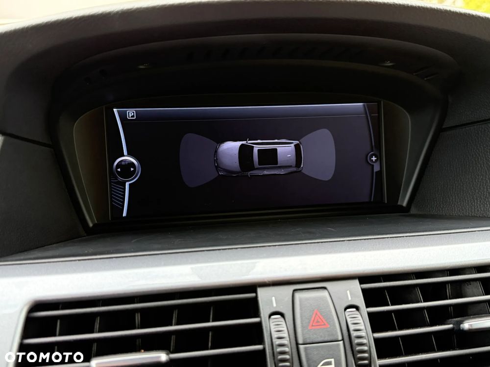 BMW Seria 5 530d Edition Exclusive - 36
