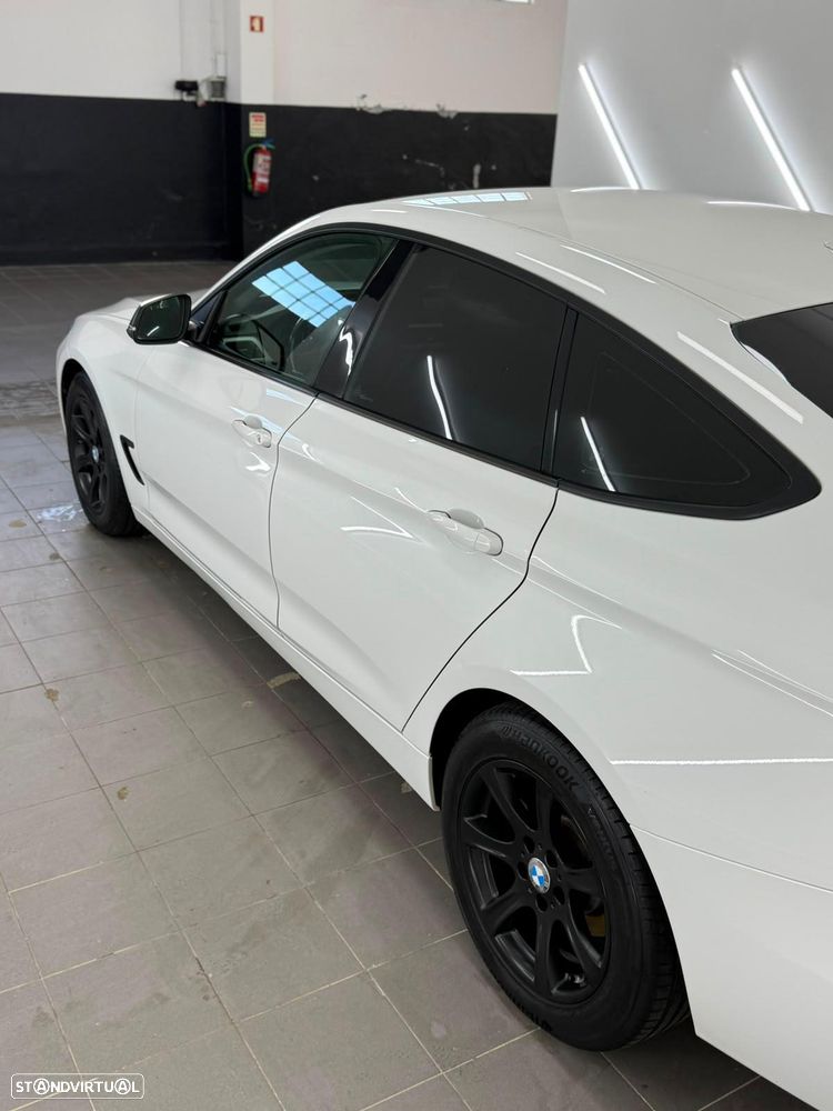 BMW 318 Gran Turismo d Line Modern - 8
