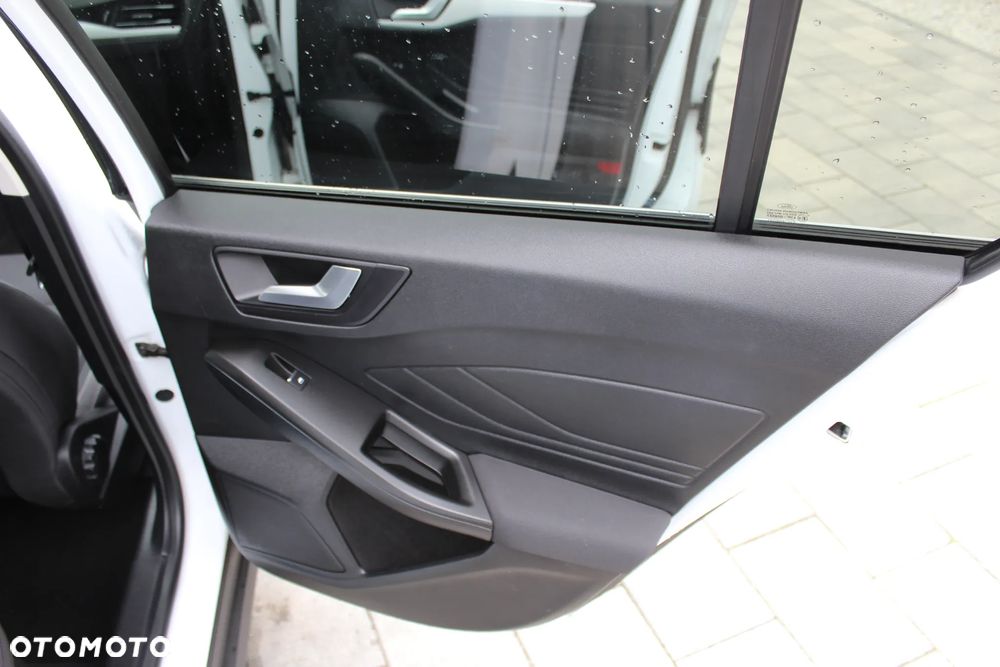 Ford Focus 1.5 EcoBlue Start-Stopp-System ACTIVE DESIGN - 37