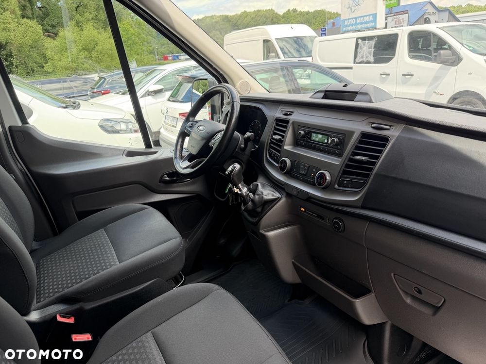 Ford Transit - 19