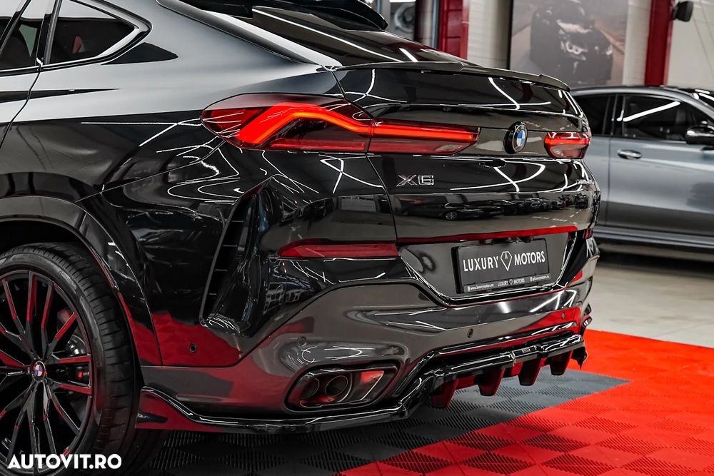 BMW X6 xDrive40i AT MHEV - 19