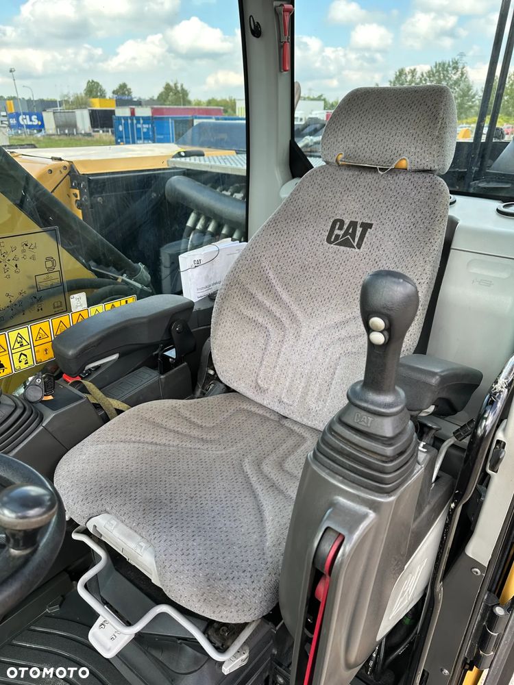 Caterpillar M318F - 12