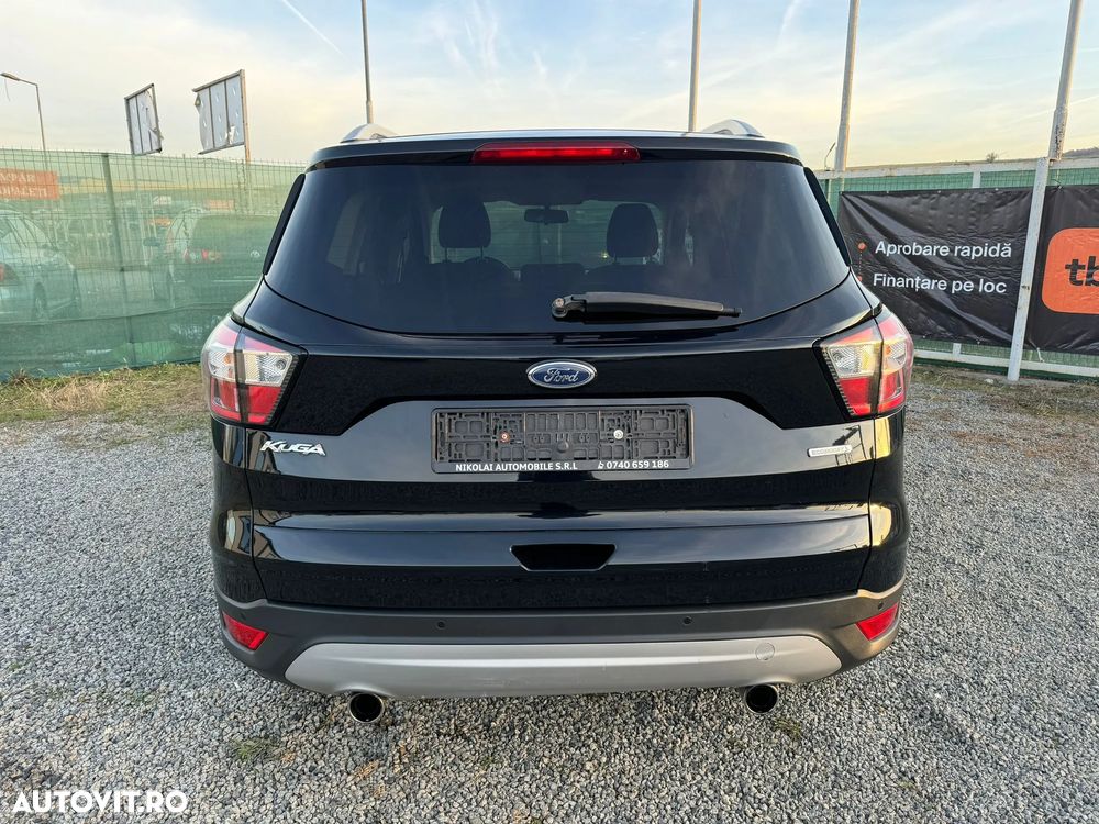 Ford Kuga 1.5 EcoBoost 2x4 Black & Silver - 2
