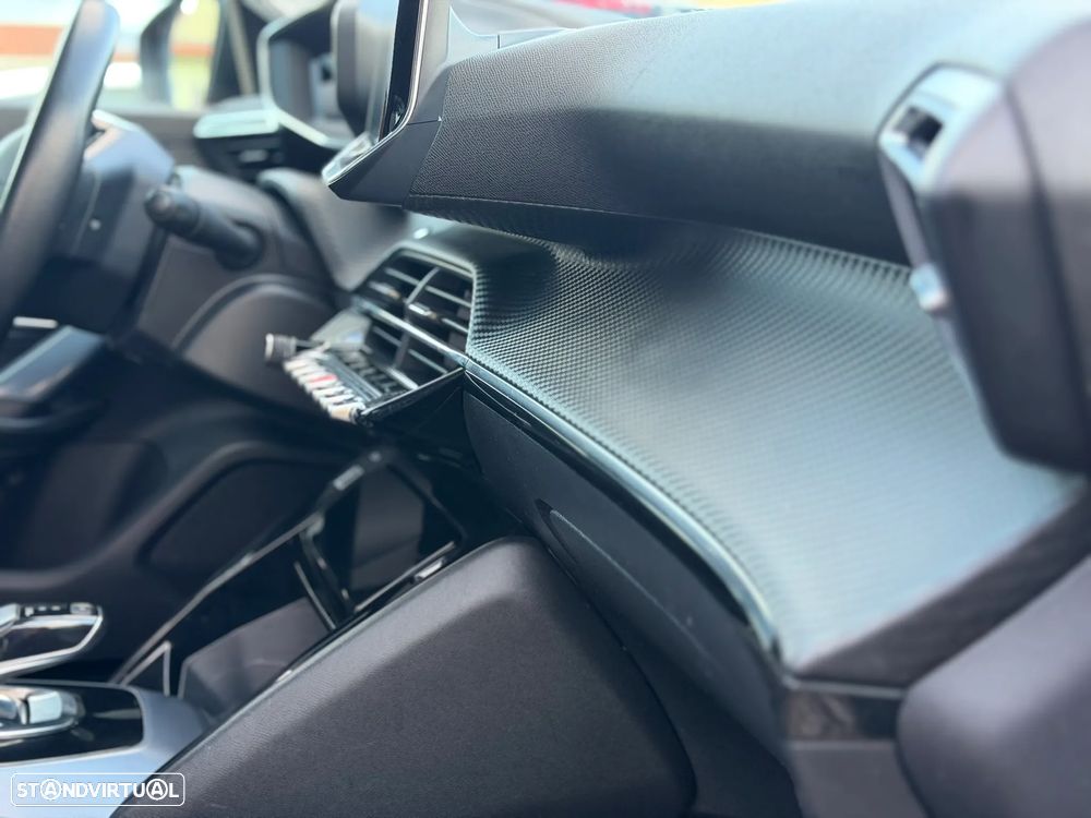 Peugeot e-2008 50 kWh Allure Pack - 13