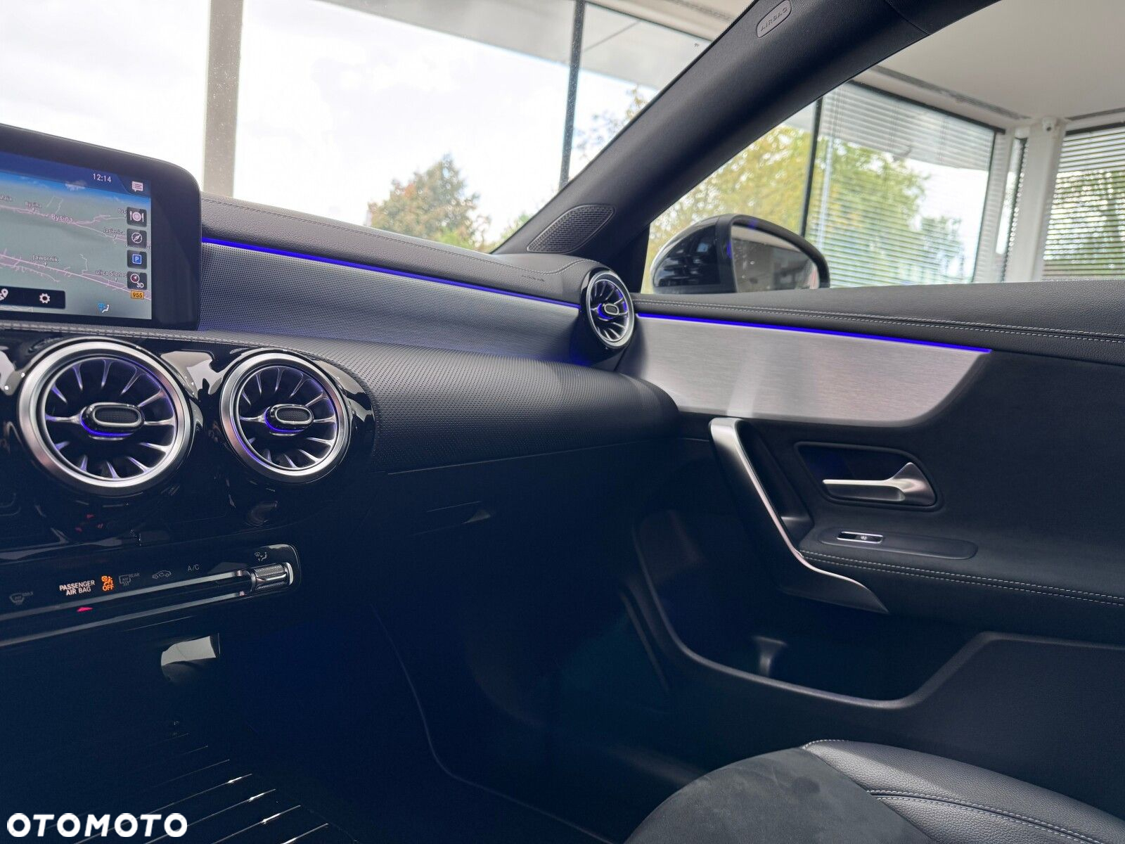 Mercedes-Benz CLA 200 d Edition 1 8G-DCT - 25