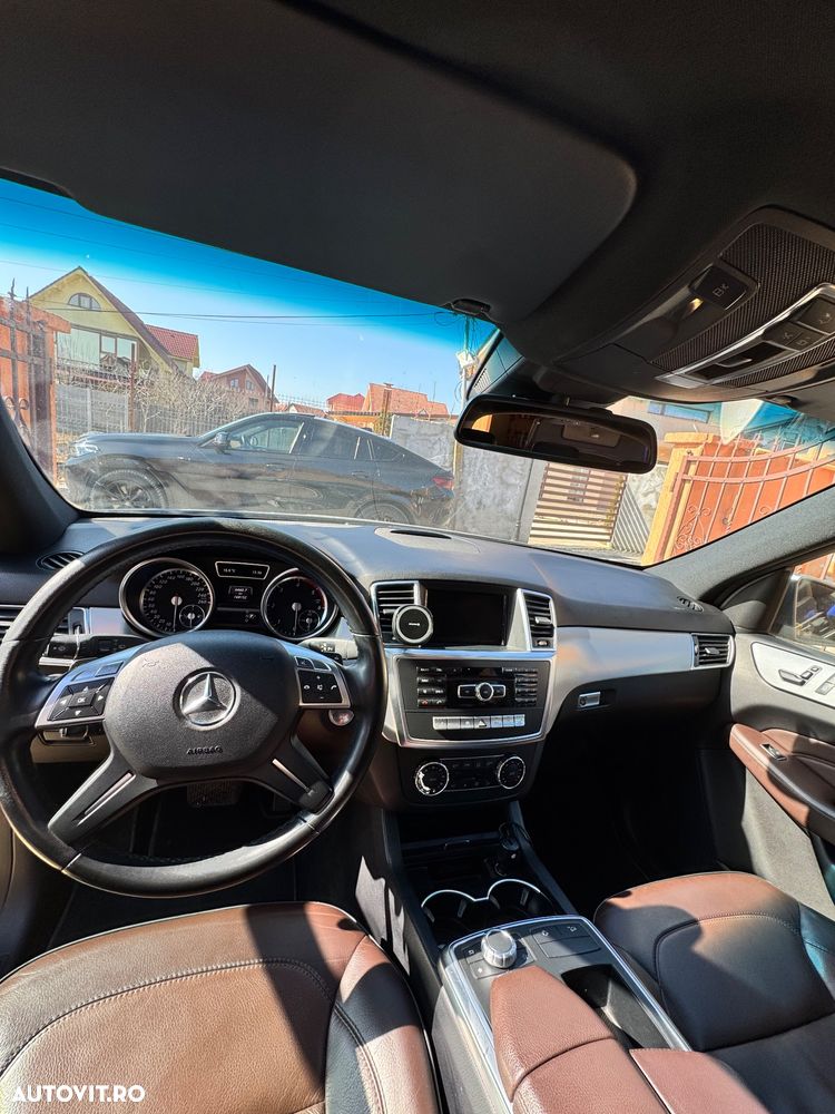 Mercedes-Benz ML 250 BlueTEC 4MATIC 7G-TRONIC - 7