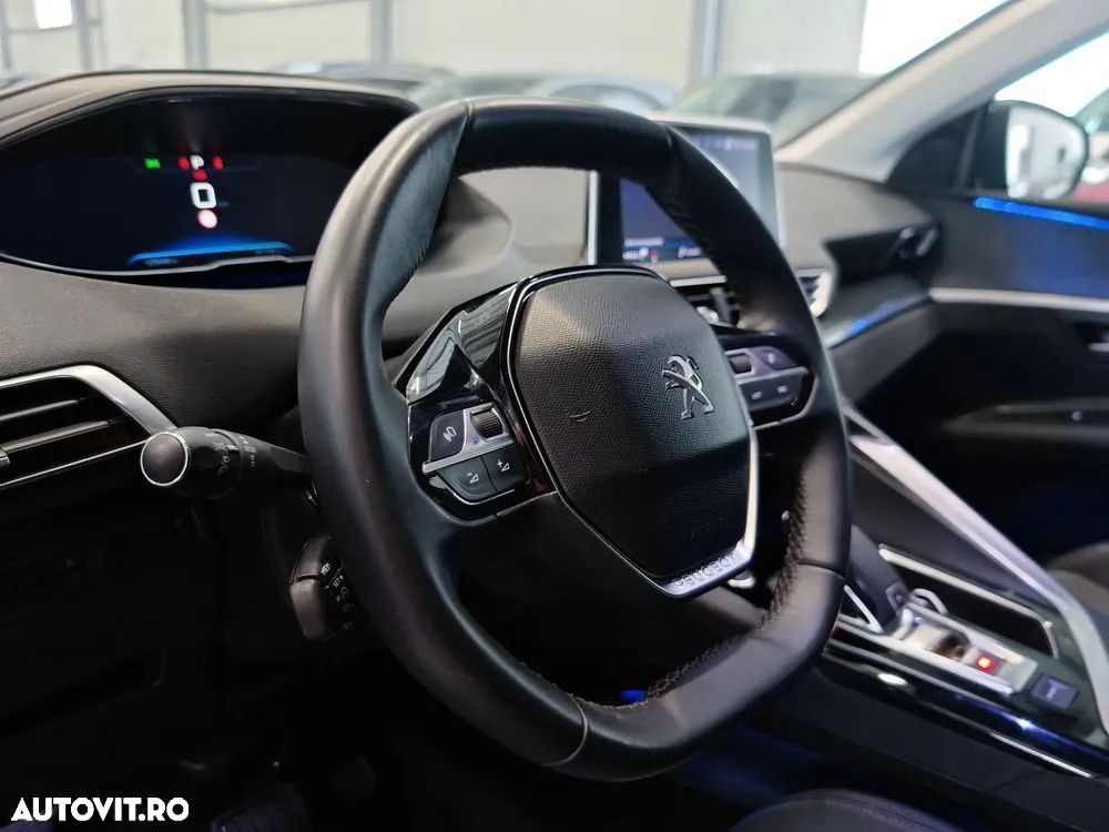 Peugeot 3008 PureTech 130 Stop & Start EAT6 Allure - 8