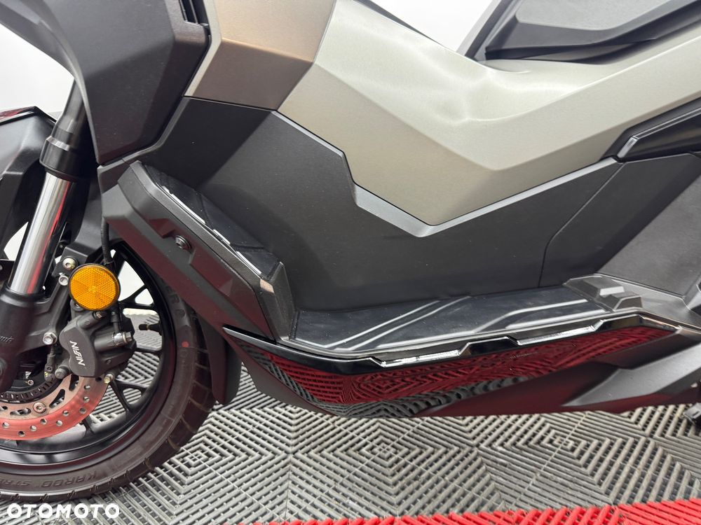 Honda ADV350 - 13