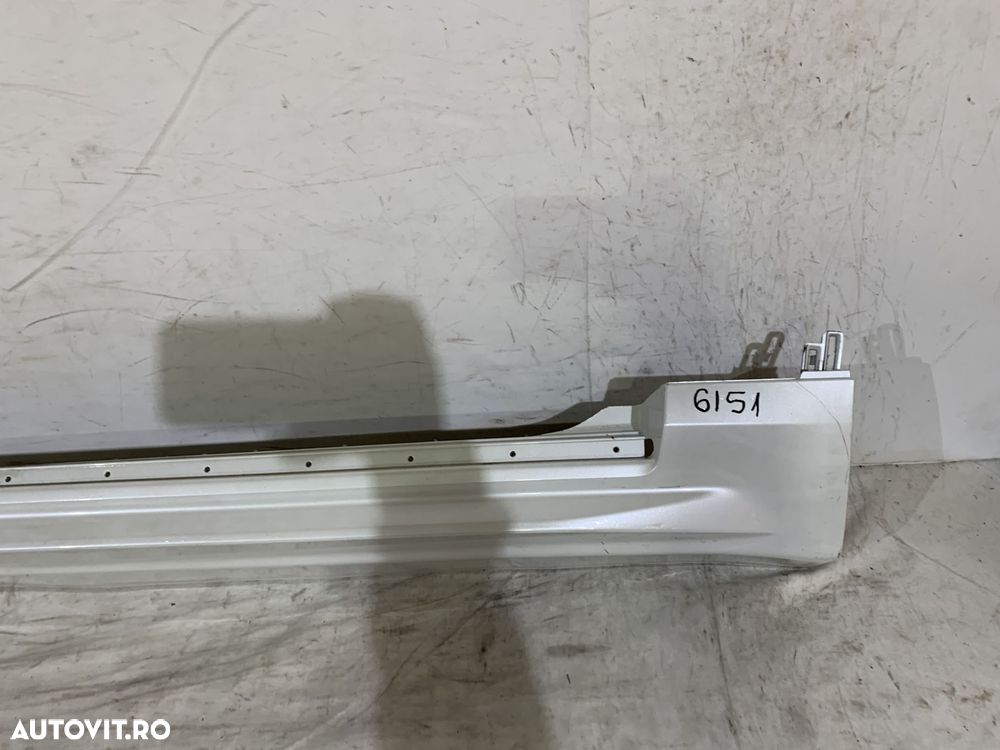 Prag dreapta Volvo XC90, 2015, 2016, 2017, 2018, 2019, 2020, 2021, 2022, cod origine OE 31672371. - 2