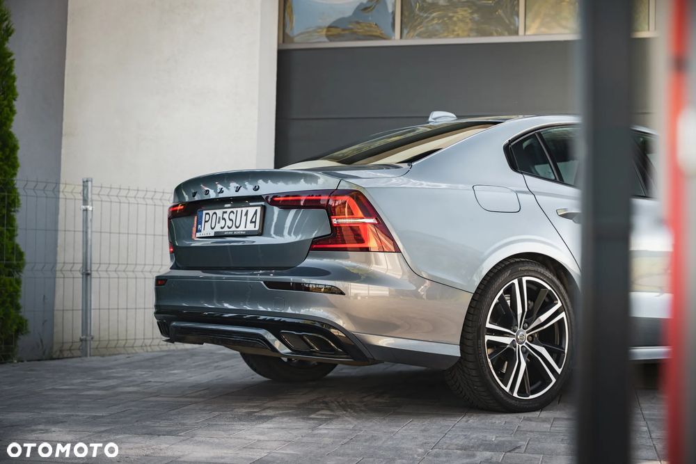 Volvo S60 B5 B AWD R-Design - 9