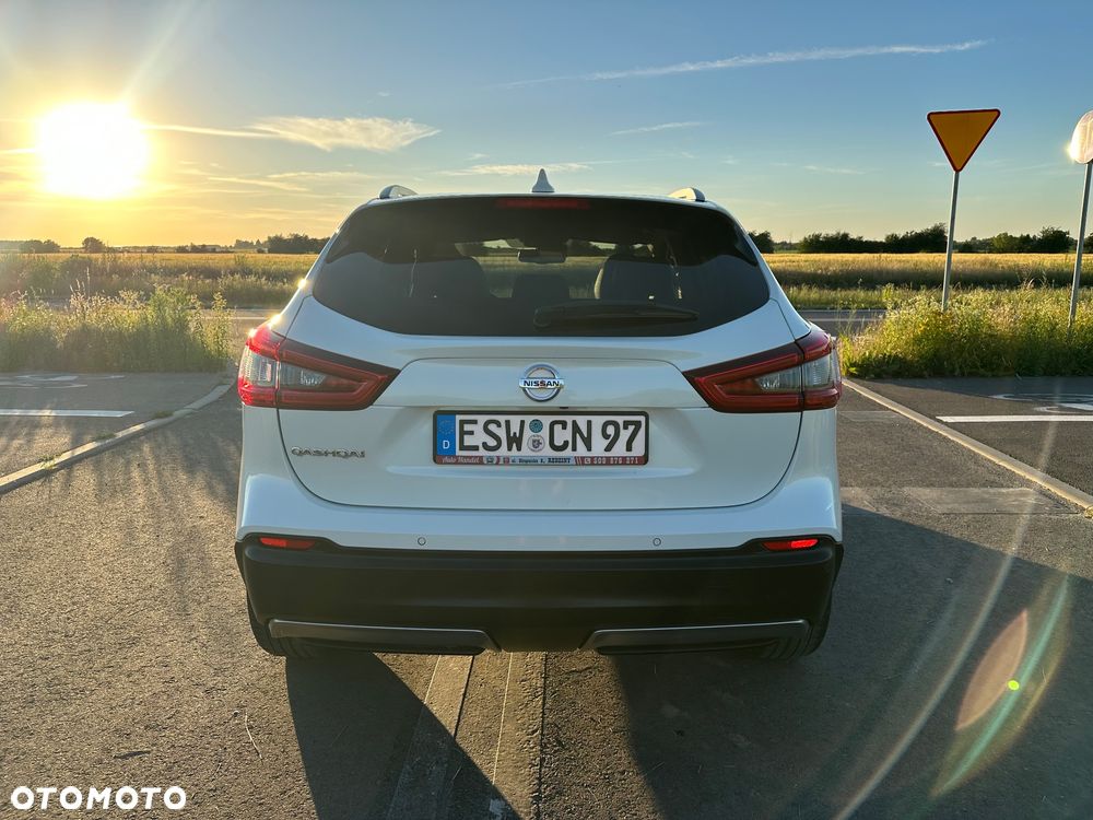 Nissan Qashqai 1.6 DIG-T Tekna - 5