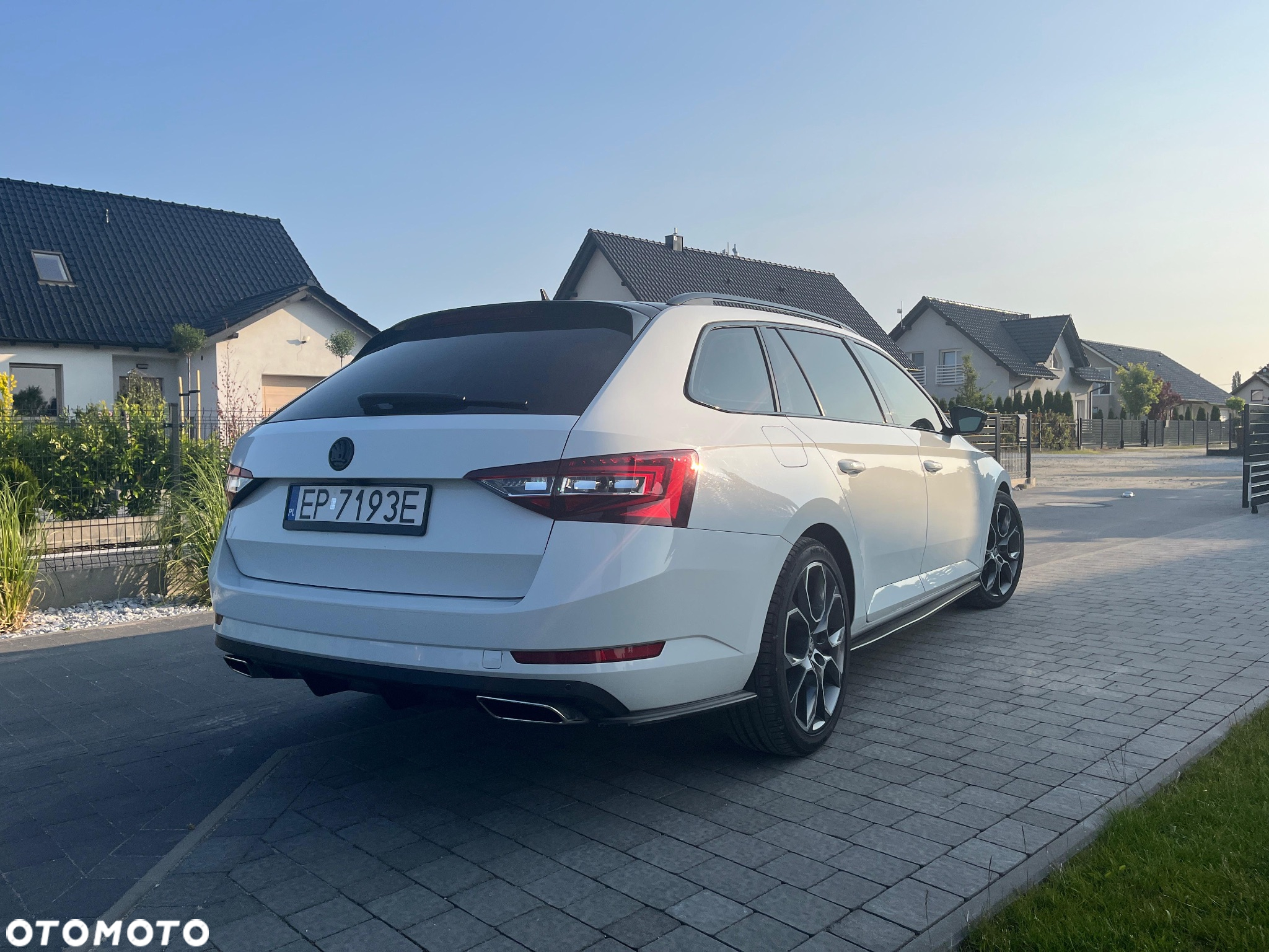 Skoda Superb - 20