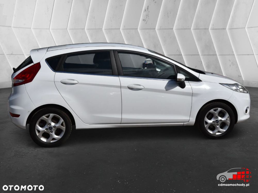 Ford Fiesta - 11