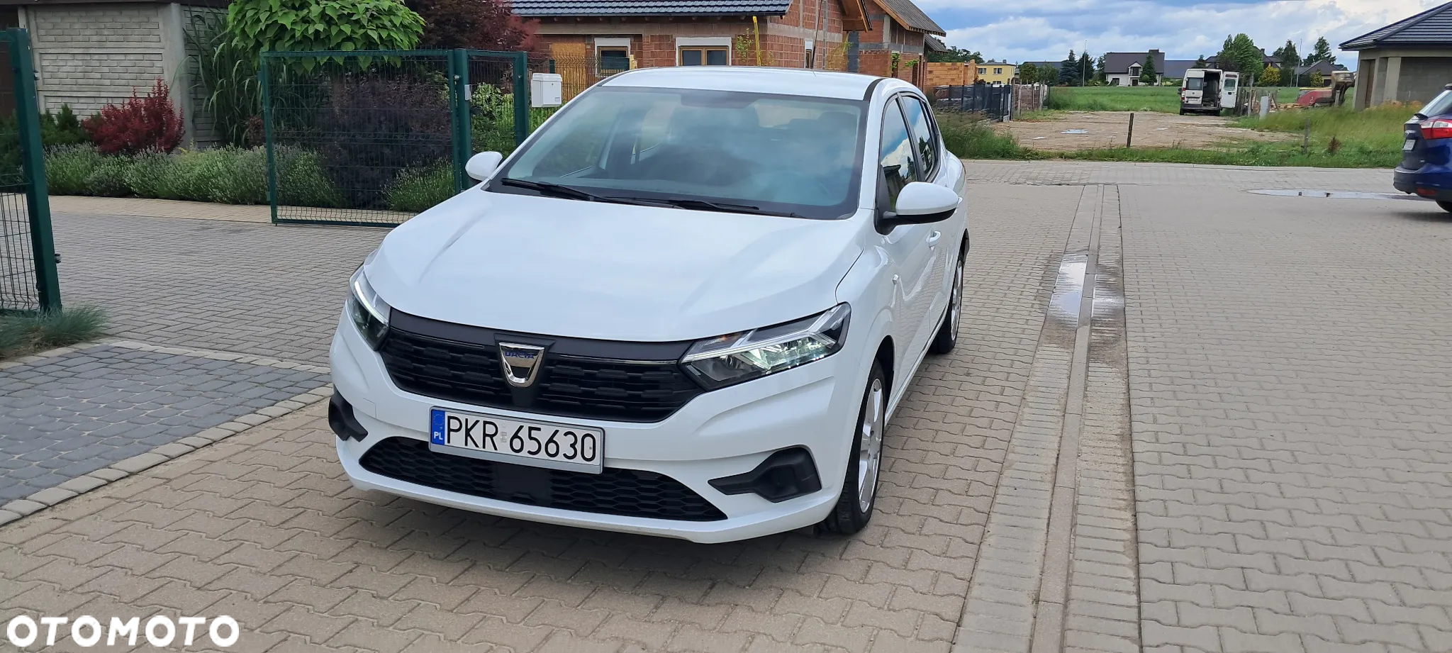 Dacia Sandero SCe 65 Essential - 2