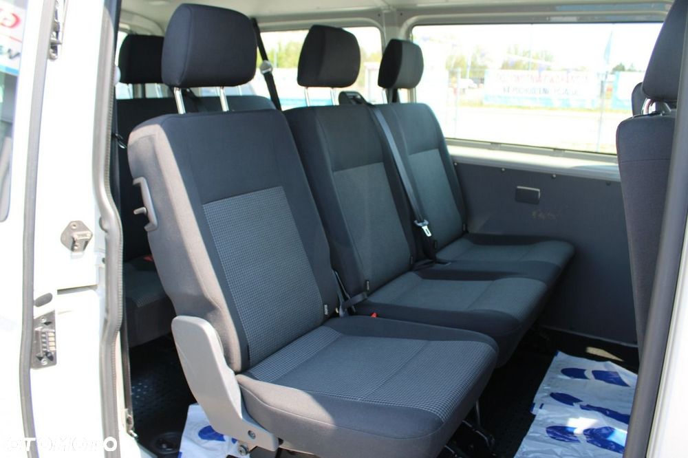 Volkswagen Transporter - 21