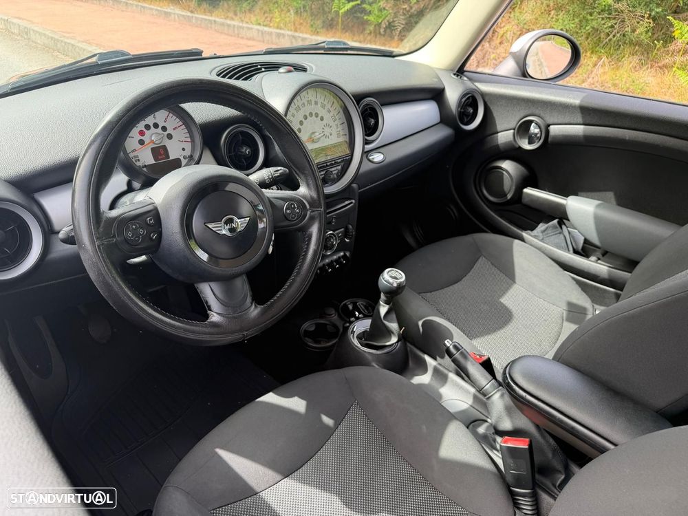 MINI Coupé Cooper SD - 6