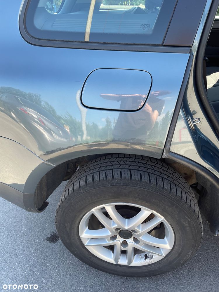 Volkswagen Touareg - 21