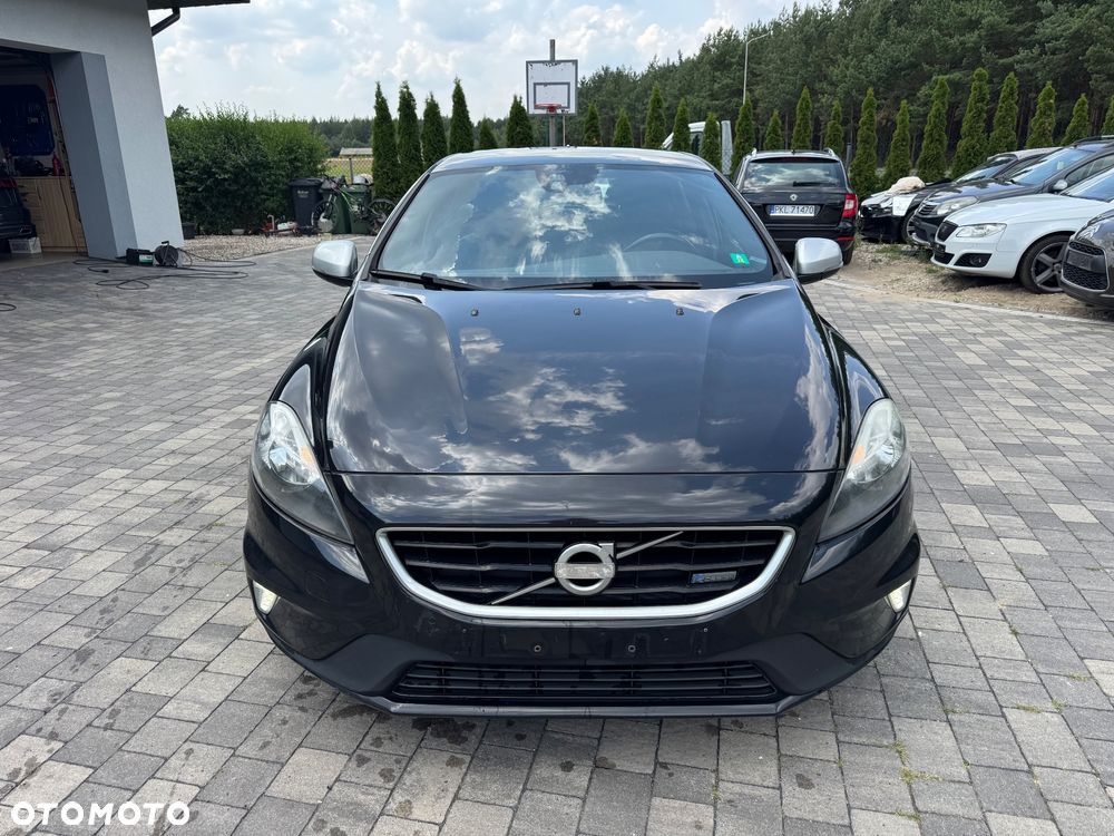 Volvo V40 D2 R Design - 2