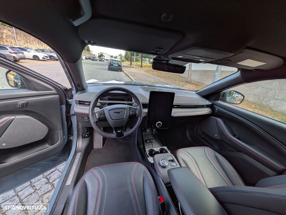 Ford Mustang Mach-E AWD PREMIUM - 12