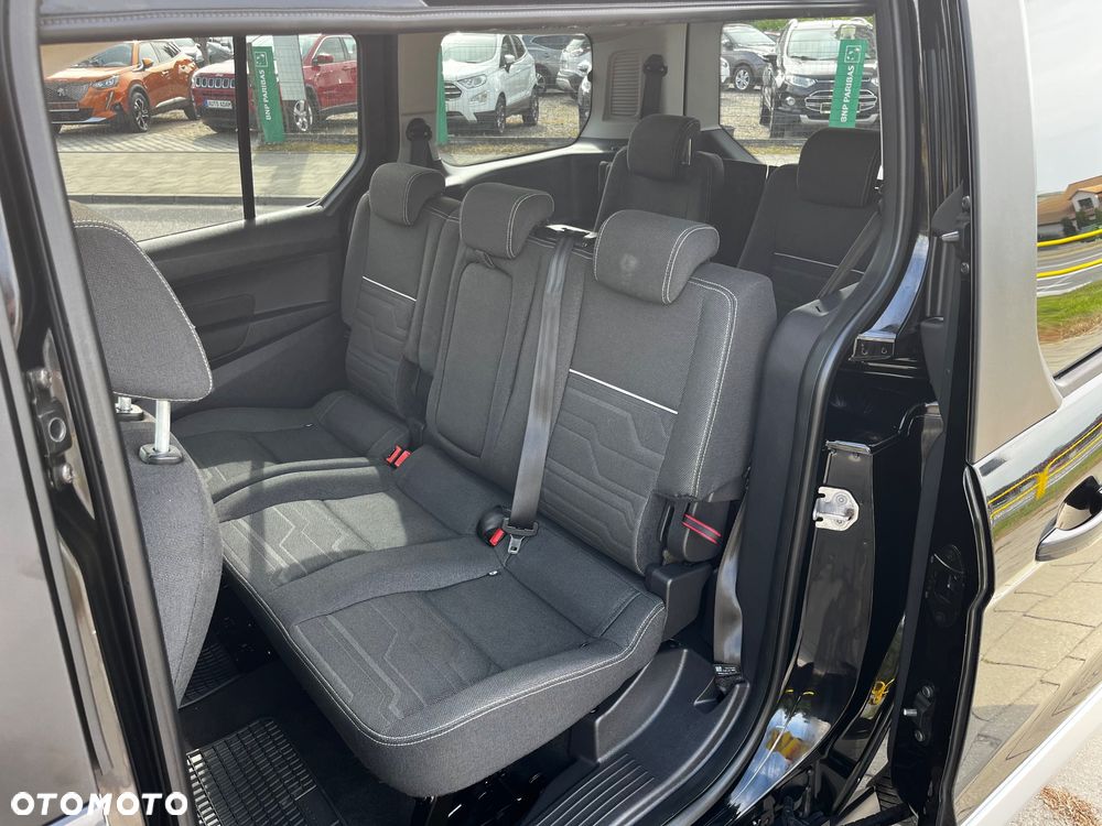 Ford Tourneo Connect Grand - 15