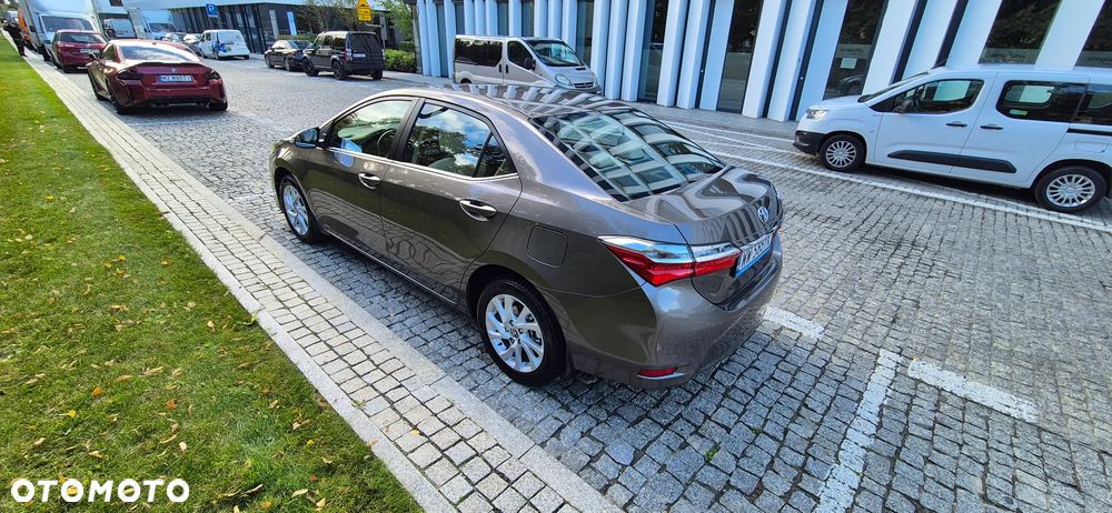 Toyota Corolla 1.6 Premium EU6 - 18