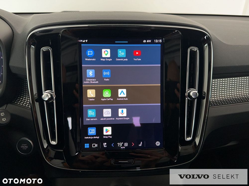 Volvo XC 40 B4 B DKG Ultra Dark - 23