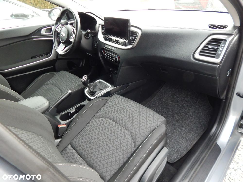 Kia Ceed 1.0 T-GDI L Business Line - 15