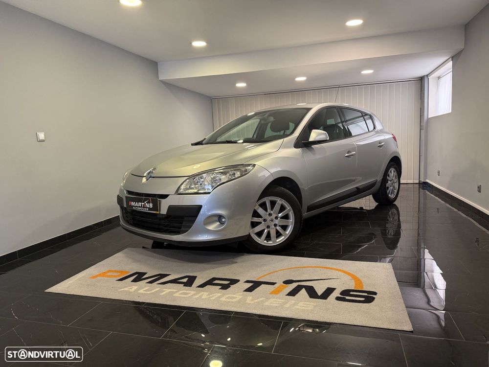 Renault Mégane 1.5 dCi Luxe - 1