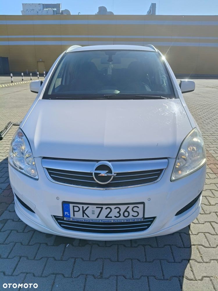 Opel Zafira 1.8 - 3