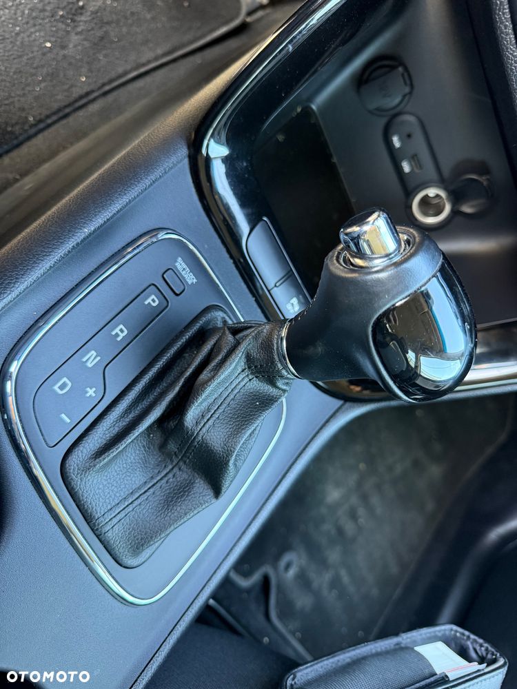 Kia Ceed 1.6 GDI DCT Vision - 30