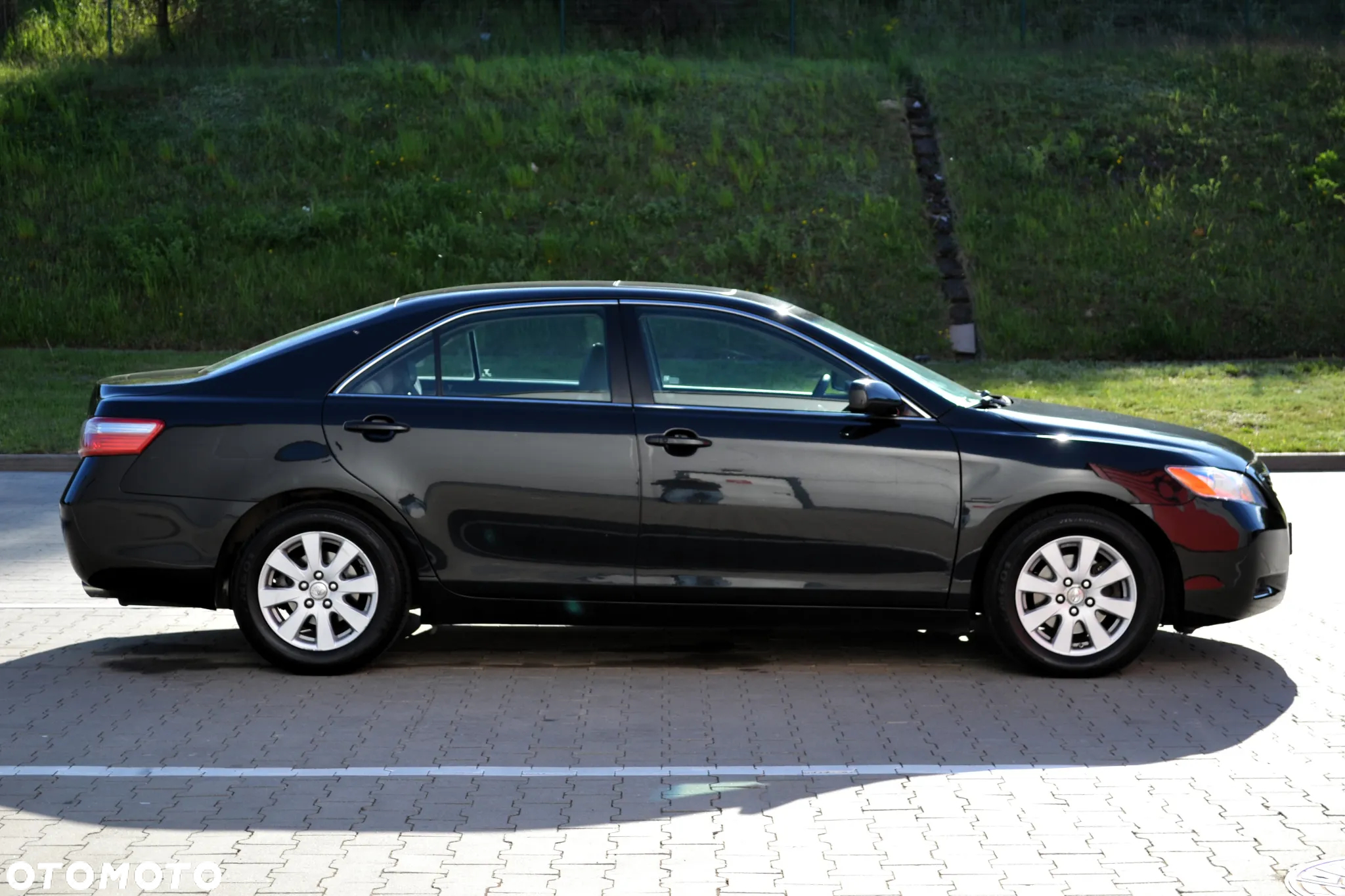 Toyota Camry 3.5 V6 SE - 31